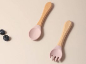 Set cuchara y tenedor mango madera para bebe